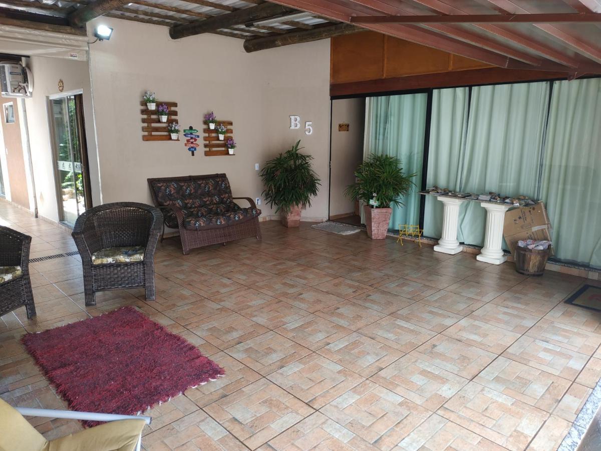 Quarto em Acomodações Particulares Suítes Belo Quinto
